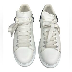 Alexander McQueen Cream Lace-Up Sneakers